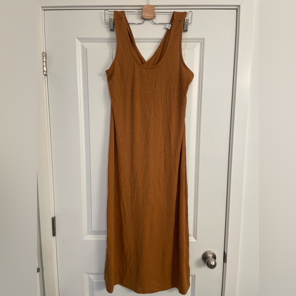 Old Navy Rib Knit Midi Dress